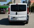 Білий Опель Віваро, об'ємом двигуна 2 л та пробігом 420 тис. км за 9000 $, фото 7 на Automoto.ua