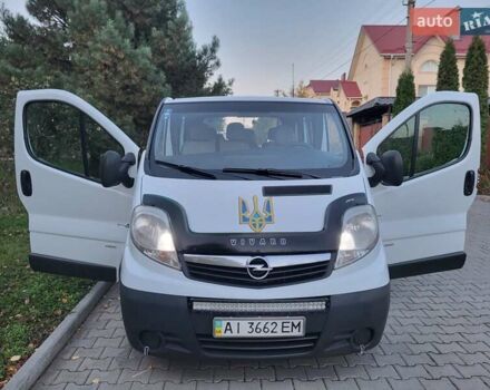 Белый Опель Виваро, объемом двигателя 2 л и пробегом 315 тыс. км за 11600 $, фото 61 на Automoto.ua
