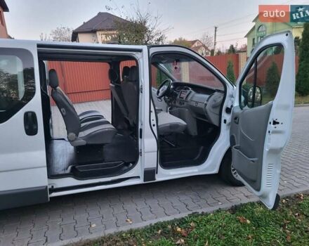 Белый Опель Виваро, объемом двигателя 2 л и пробегом 315 тыс. км за 11600 $, фото 74 на Automoto.ua