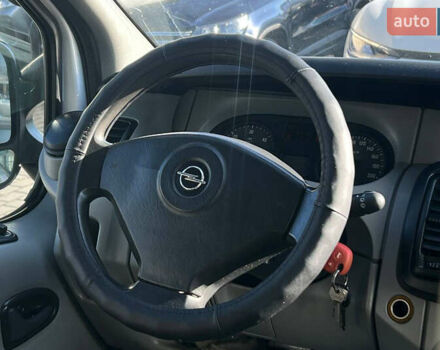 Белый Опель Виваро, объемом двигателя 2.46 л и пробегом 263 тыс. км за 12800 $, фото 14 на Automoto.ua