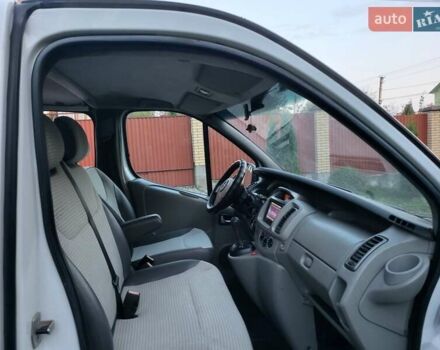 Белый Опель Виваро, объемом двигателя 2 л и пробегом 315 тыс. км за 11600 $, фото 134 на Automoto.ua