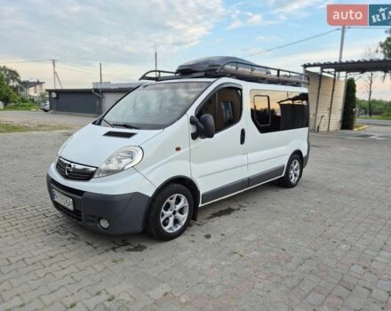 Белый Опель Виваро, объемом двигателя 2 л и пробегом 280 тыс. км за 14500 $, фото 48 на Automoto.ua