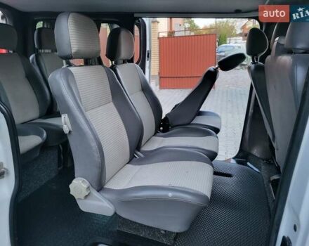 Белый Опель Виваро, объемом двигателя 2 л и пробегом 315 тыс. км за 11600 $, фото 123 на Automoto.ua