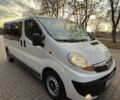 Белый Опель Виваро, объемом двигателя 2.46 л и пробегом 330 тыс. км за 9950 $, фото 1 на Automoto.ua