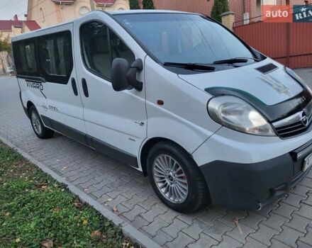 Белый Опель Виваро, объемом двигателя 2 л и пробегом 315 тыс. км за 11600 $, фото 25 на Automoto.ua