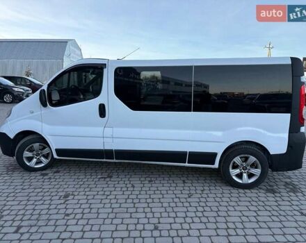 Белый Опель Виваро, объемом двигателя 2 л и пробегом 365 тыс. км за 11190 $, фото 11 на Automoto.ua