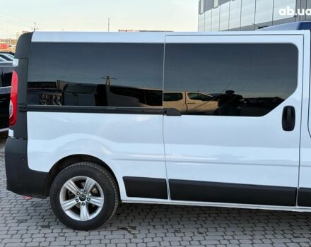 Белый Опель Виваро, объемом двигателя 2 л и пробегом 365 тыс. км за 11190 $, фото 5 на Automoto.ua