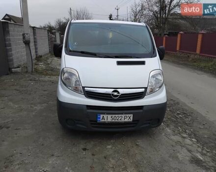 Белый Опель Виваро, объемом двигателя 2 л и пробегом 288 тыс. км за 8600 $, фото 10 на Automoto.ua