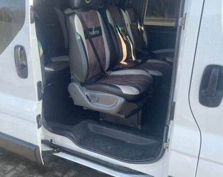 Білий Опель Віваро, об'ємом двигуна 2 л та пробігом 360 тис. км за 10500 $, фото 4 на Automoto.ua