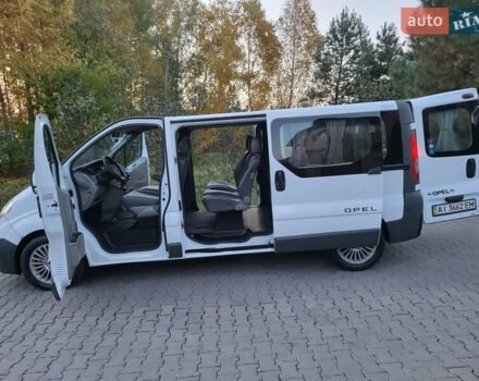 Белый Опель Виваро, объемом двигателя 2 л и пробегом 315 тыс. км за 11600 $, фото 63 на Automoto.ua