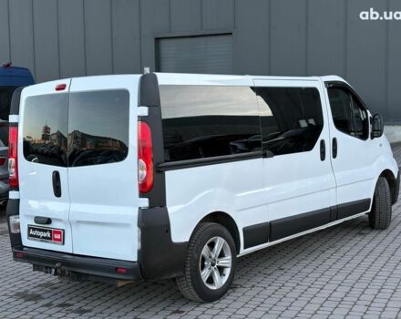 Белый Опель Виваро, объемом двигателя 2 л и пробегом 365 тыс. км за 11190 $, фото 6 на Automoto.ua