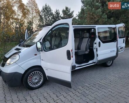 Белый Опель Виваро, объемом двигателя 2 л и пробегом 315 тыс. км за 11600 $, фото 59 на Automoto.ua