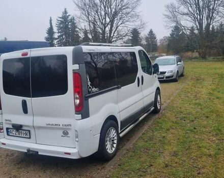 Белый Опель Виваро, объемом двигателя 2 л и пробегом 386 тыс. км за 10200 $, фото 3 на Automoto.ua