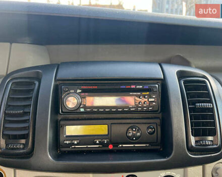 Белый Опель Виваро, объемом двигателя 2.46 л и пробегом 263 тыс. км за 12800 $, фото 10 на Automoto.ua