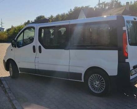 Белый Опель Виваро, объемом двигателя 2 л и пробегом 315 тыс. км за 8999 $, фото 5 на Automoto.ua