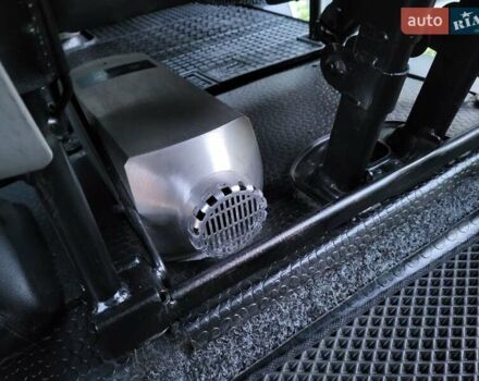 Белый Опель Виваро, объемом двигателя 2 л и пробегом 315 тыс. км за 11600 $, фото 103 на Automoto.ua