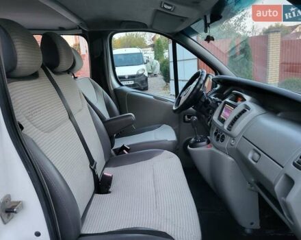 Белый Опель Виваро, объемом двигателя 2 л и пробегом 315 тыс. км за 11600 $, фото 115 на Automoto.ua