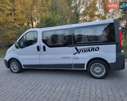 Белый Опель Виваро, объемом двигателя 2 л и пробегом 315 тыс. км за 11600 $, фото 43 на Automoto.ua