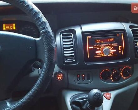 Белый Опель Виваро, объемом двигателя 2 л и пробегом 380 тыс. км за 9300 $, фото 15 на Automoto.ua