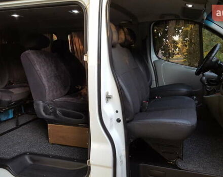 Белый Опель Виваро, объемом двигателя 2 л и пробегом 380 тыс. км за 9300 $, фото 9 на Automoto.ua