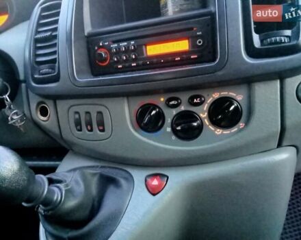 Белый Опель Виваро, объемом двигателя 2 л и пробегом 334 тыс. км за 9300 $, фото 17 на Automoto.ua