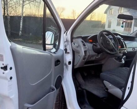 Белый Опель Виваро, объемом двигателя 2 л и пробегом 334 тыс. км за 9300 $, фото 20 на Automoto.ua