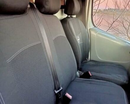 Белый Опель Виваро, объемом двигателя 2 л и пробегом 334 тыс. км за 9300 $, фото 16 на Automoto.ua