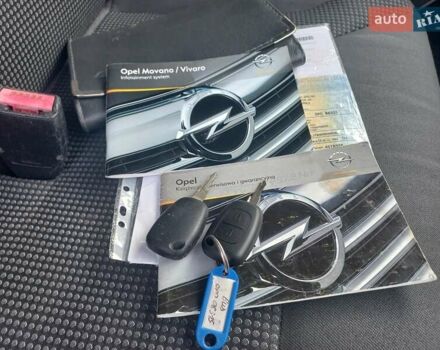 Білий Опель Віваро, об'ємом двигуна 2 л та пробігом 197 тис. км за 13700 $, фото 48 на Automoto.ua