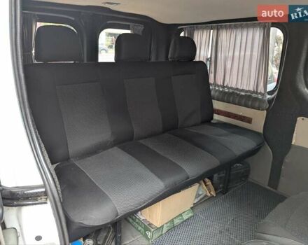 Белый Опель Виваро, объемом двигателя 2 л и пробегом 470 тыс. км за 11200 $, фото 6 на Automoto.ua