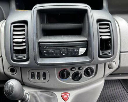 Белый Опель Виваро, объемом двигателя 2 л и пробегом 283 тыс. км за 9999 $, фото 21 на Automoto.ua