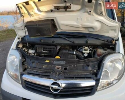 Белый Опель Виваро, объемом двигателя 2 л и пробегом 334 тыс. км за 9300 $, фото 29 на Automoto.ua