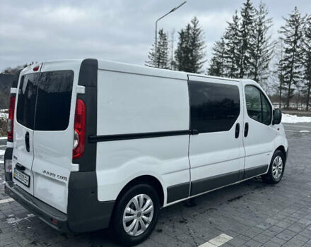 Белый Опель Виваро, объемом двигателя 2 л и пробегом 283 тыс. км за 9999 $, фото 5 на Automoto.ua