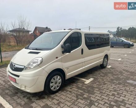Белый Опель Виваро, объемом двигателя 2 л и пробегом 198 тыс. км за 12500 $, фото 14 на Automoto.ua
