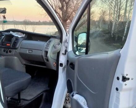 Белый Опель Виваро, объемом двигателя 2 л и пробегом 334 тыс. км за 9300 $, фото 13 на Automoto.ua