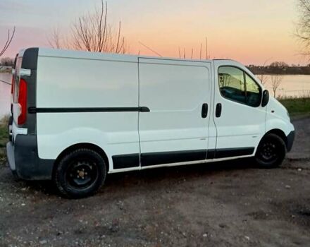 Белый Опель Виваро, объемом двигателя 2 л и пробегом 334 тыс. км за 9300 $, фото 9 на Automoto.ua