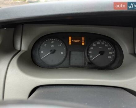 Белый Опель Виваро, объемом двигателя 2 л и пробегом 470 тыс. км за 11200 $, фото 1 на Automoto.ua