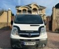 Белый Опель Виваро, объемом двигателя 2.5 л и пробегом 330 тыс. км за 10200 $, фото 1 на Automoto.ua