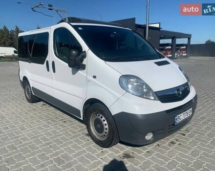 Білий Опель Віваро, об'ємом двигуна 2 л та пробігом 280 тис. км за 10950 $, фото 9 на Automoto.ua