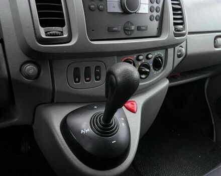 Белый Опель Виваро, объемом двигателя 2 л и пробегом 248 тыс. км за 11200 $, фото 11 на Automoto.ua