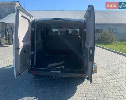 Білий Опель Віваро, об'ємом двигуна 2 л та пробігом 280 тис. км за 10950 $, фото 11 на Automoto.ua