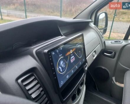 Белый Опель Виваро, объемом двигателя 2 л и пробегом 198 тыс. км за 12500 $, фото 24 на Automoto.ua