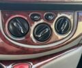 Белый Опель Виваро, объемом двигателя 2.5 л и пробегом 330 тыс. км за 10200 $, фото 16 на Automoto.ua