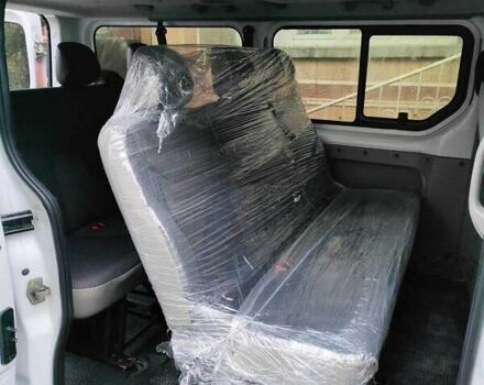 Белый Опель Виваро, объемом двигателя 2.5 л и пробегом 670 тыс. км за 13000 $, фото 12 на Automoto.ua