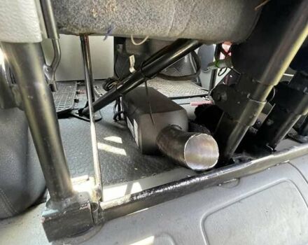 Белый Опель Виваро, объемом двигателя 2.5 л и пробегом 450 тыс. км за 13600 $, фото 11 на Automoto.ua