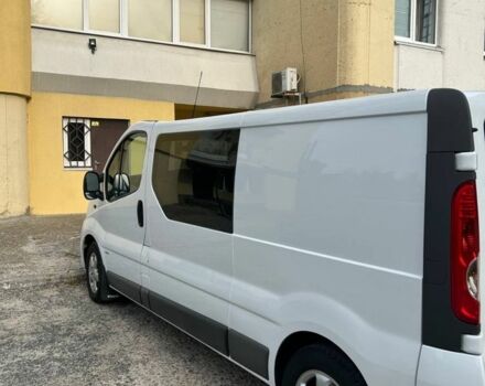 Білий Опель Віваро, об'ємом двигуна 2.5 л та пробігом 255 тис. км за 13500 $, фото 4 на Automoto.ua