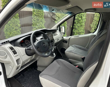 Белый Опель Виваро, объемом двигателя 2 л и пробегом 284 тыс. км за 13500 $, фото 53 на Automoto.ua