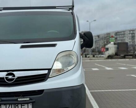 Білий Опель Віваро, об'ємом двигуна 2 л та пробігом 320 тис. км за 10200 $, фото 8 на Automoto.ua
