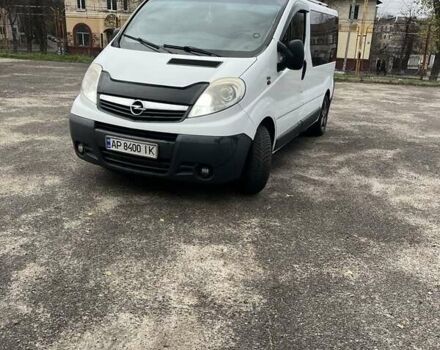 Білий Опель Віваро, об'ємом двигуна 2 л та пробігом 240 тис. км за 11500 $, фото 2 на Automoto.ua