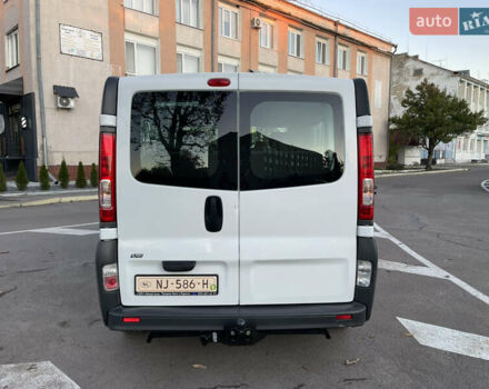 Белый Опель Виваро, объемом двигателя 2 л и пробегом 202 тыс. км за 12300 $, фото 14 на Automoto.ua