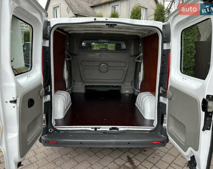 Белый Опель Виваро, объемом двигателя 2 л и пробегом 284 тыс. км за 13500 $, фото 80 на Automoto.ua